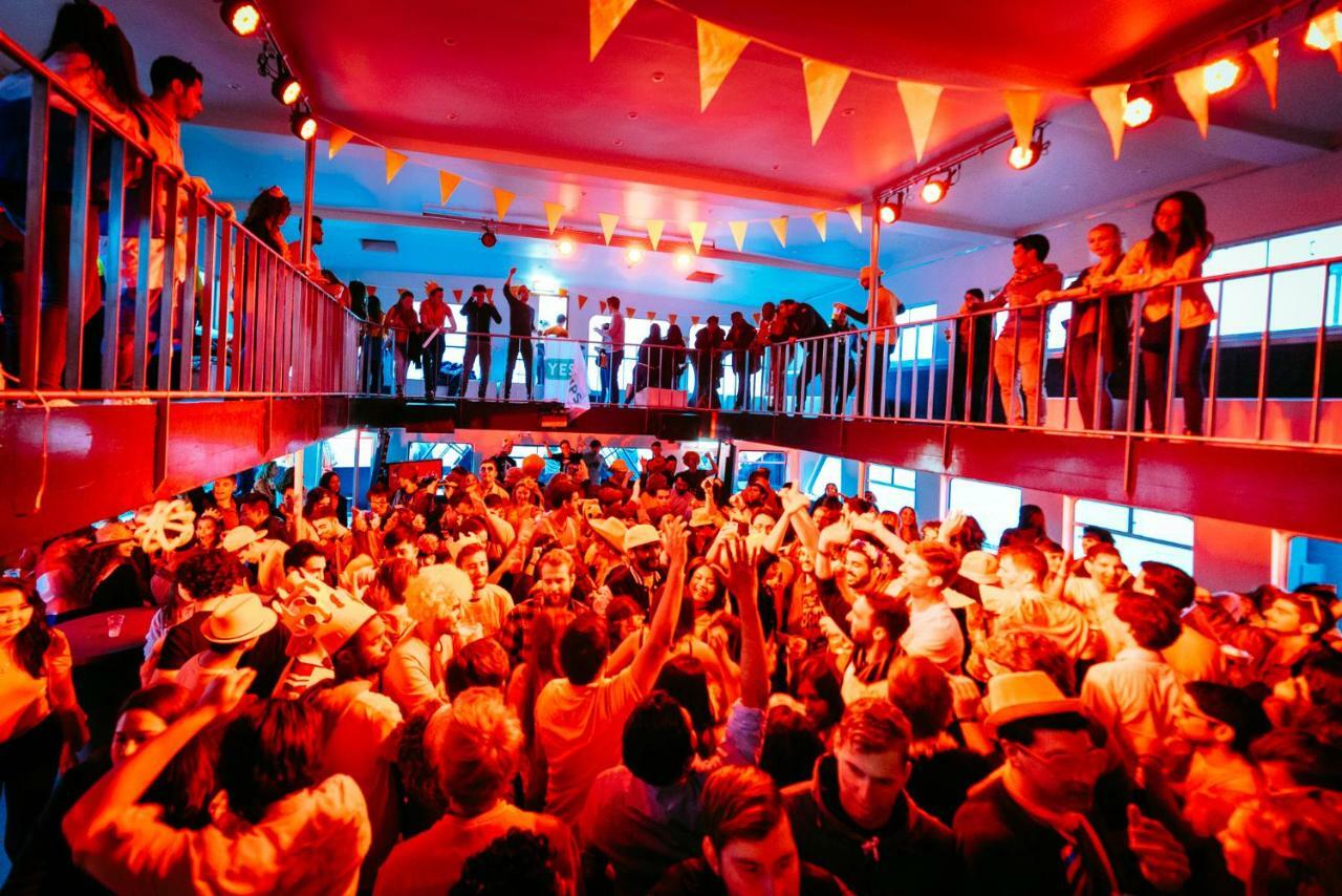 The Esn Kingsday Campsite Amsterdam Dış mekan fotoğraf